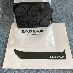 BAO BAO ISSEY MIYAKE Matte Black Cuboid Shoulder Bag